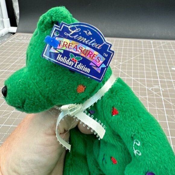 Limited Treasures Holiday Edition 1999 Green Collectible Bear Plush - Picture 6 of 9
